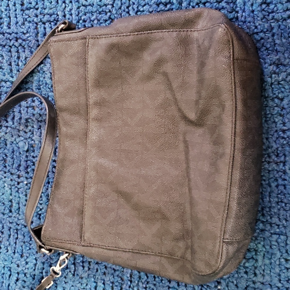 Michael Kors monogram crossbody leather bag, black, silver hardware - Picture 4 of 11